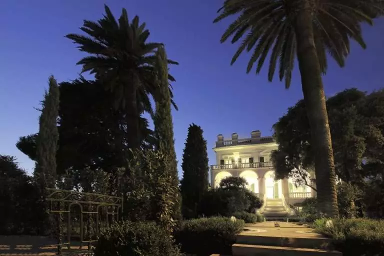 about hair science clinic